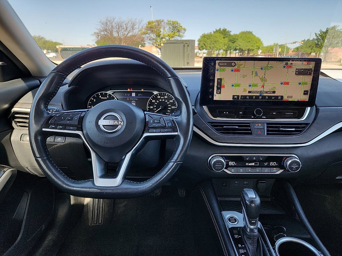 Used 2023 Nissan Altima 2.5 SL FWD image 6
