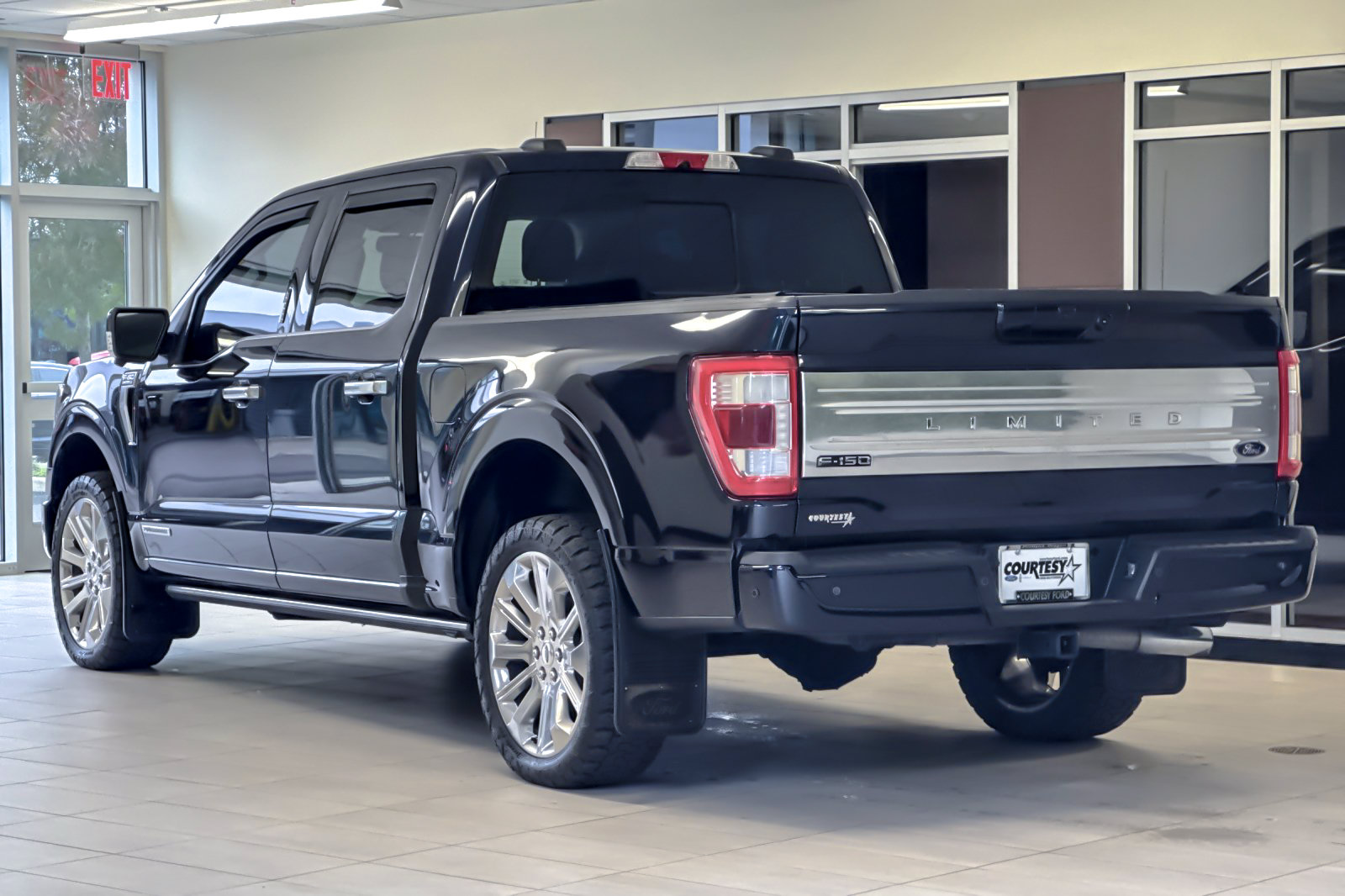 Certified 2021 Ford F150 Limited AWD/4WD image 6