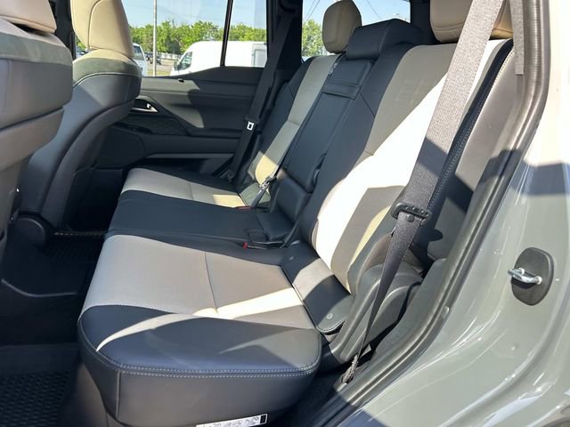 Used 2024 Lexus GX 550 AWD/4WD image 20