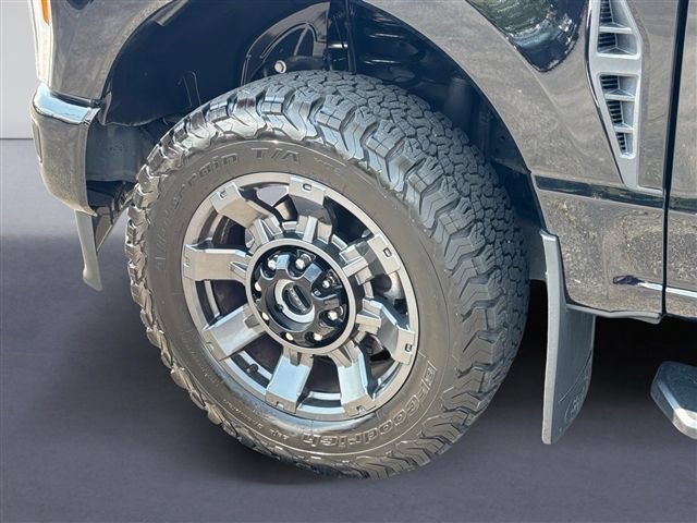 Certified 2023 Ford F250 Lariat w/ Sport Appearance Package AWD/4WD image 13
