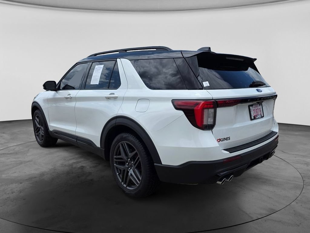 Certified 2025 Ford Explorer ST w/ Sun And Sound Package AWD/4WD image 6