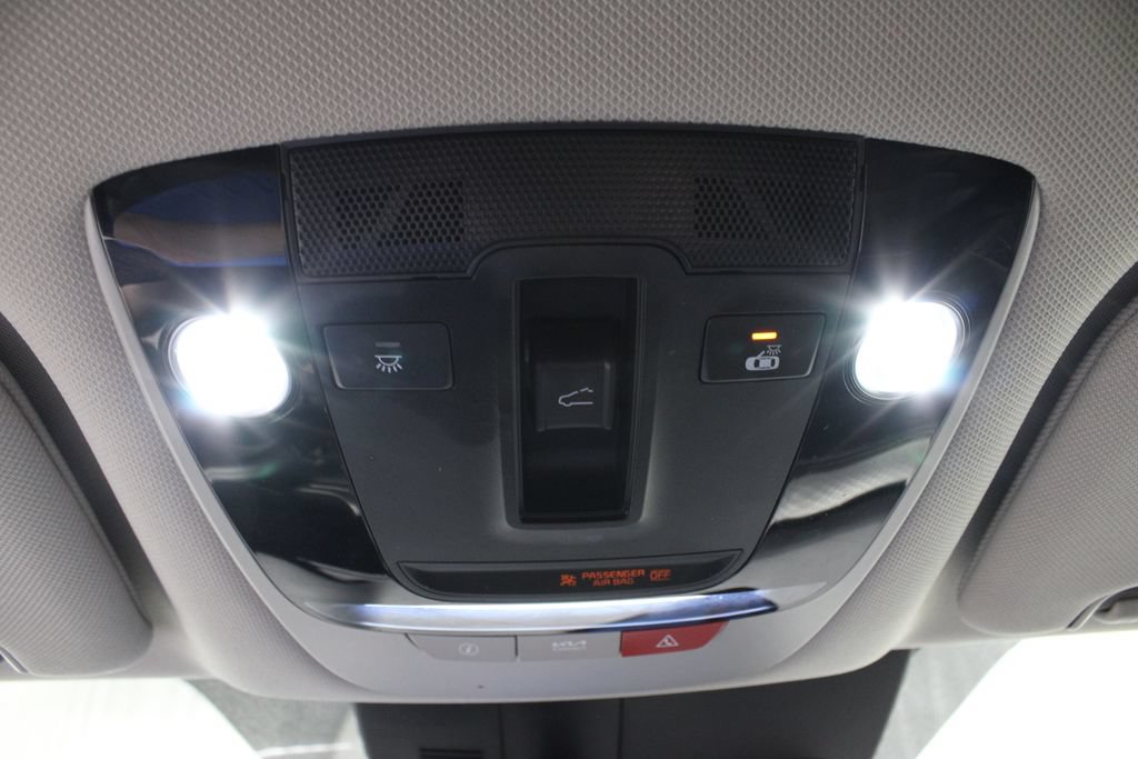 Used 2023 Kia Sorento SX AWD/4WD image 36