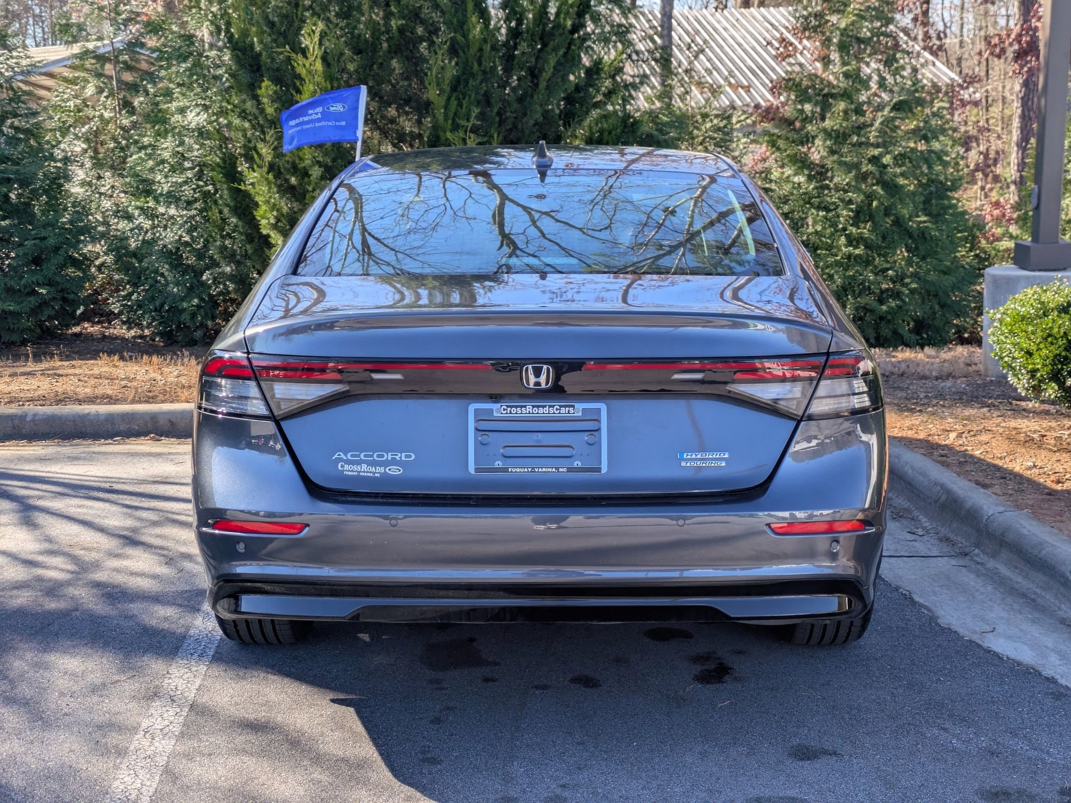 Used 2025 Honda Accord Touring image 4