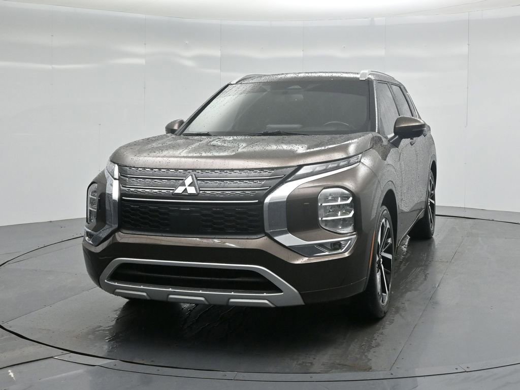 Used 2022 Mitsubishi Outlander SEL image 28