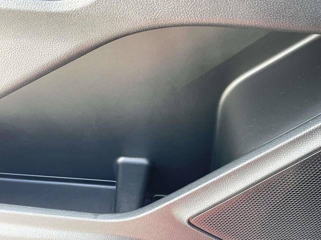 Certified 2022 Ford Explorer XLT w/ Equipment Group 202A image 14