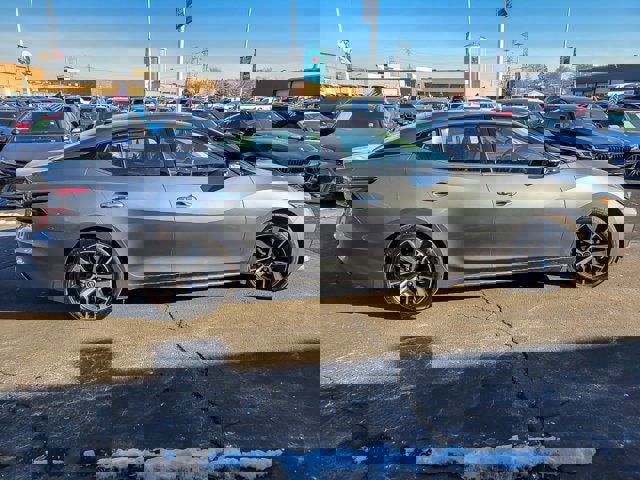 Used 2023 Nissan Maxima SL image 4