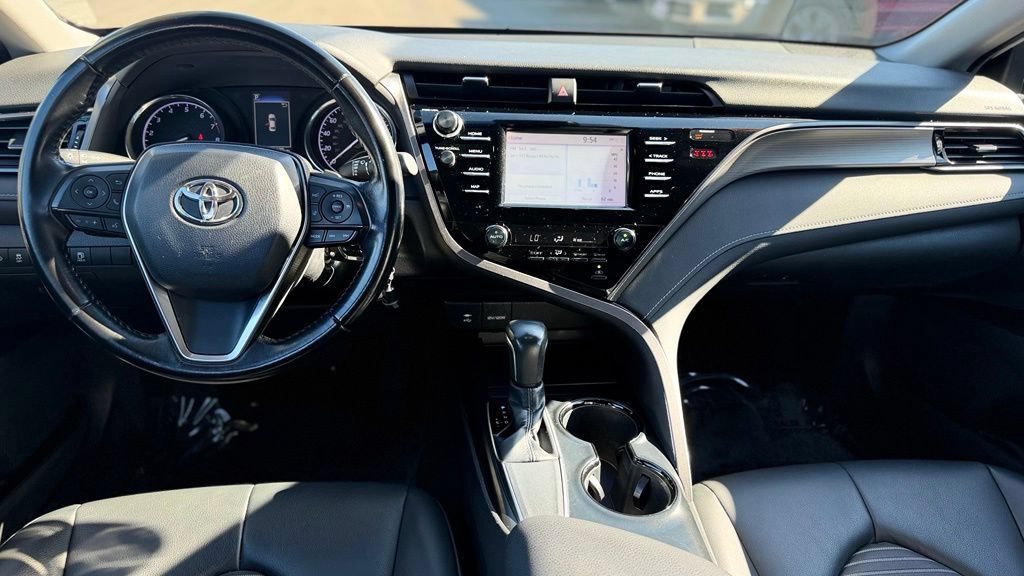 Used 2019 Toyota Camry SE w/ Carpet Mat Package FWD image 12