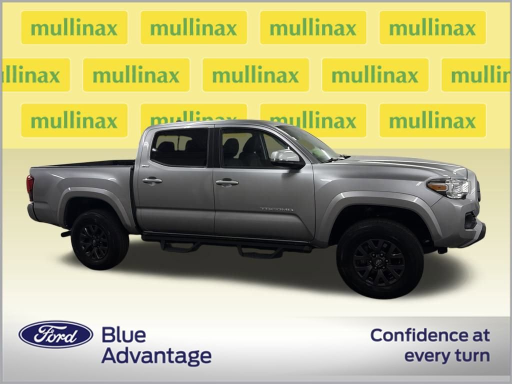 Used 2023 Toyota Tacoma image 2