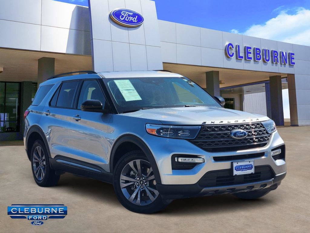 Certified 2024 Ford Explorer XLT w/ Equipment Group 202A