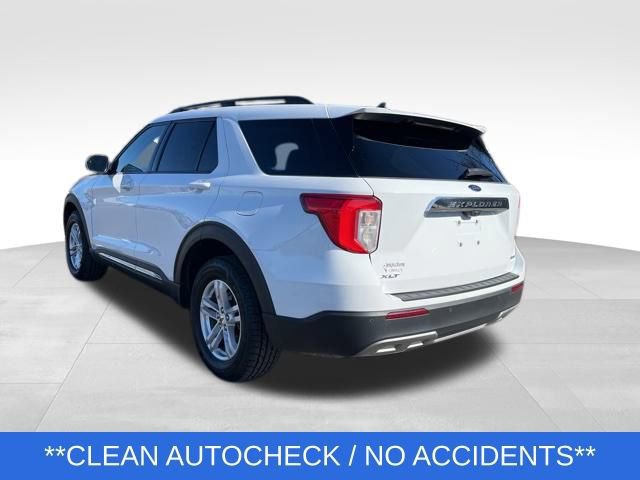 Certified 2023 Ford Explorer XLT w/ Equipment Group 202A image 3