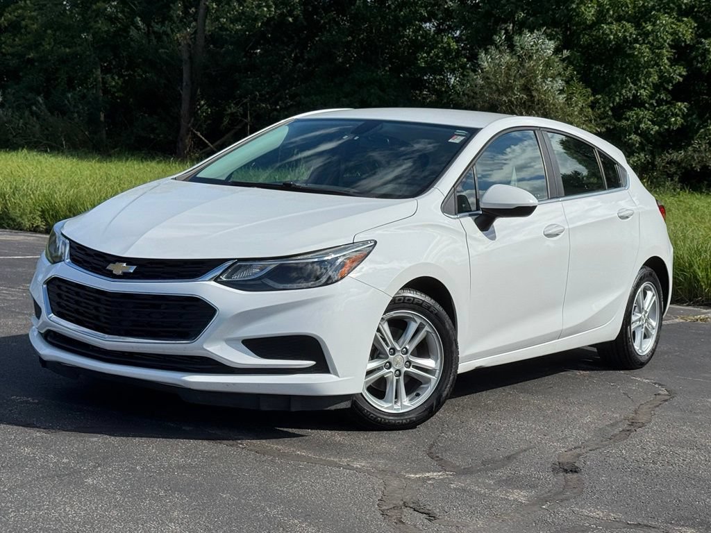Used 2017 Chevrolet Cruze LT FWD image 2