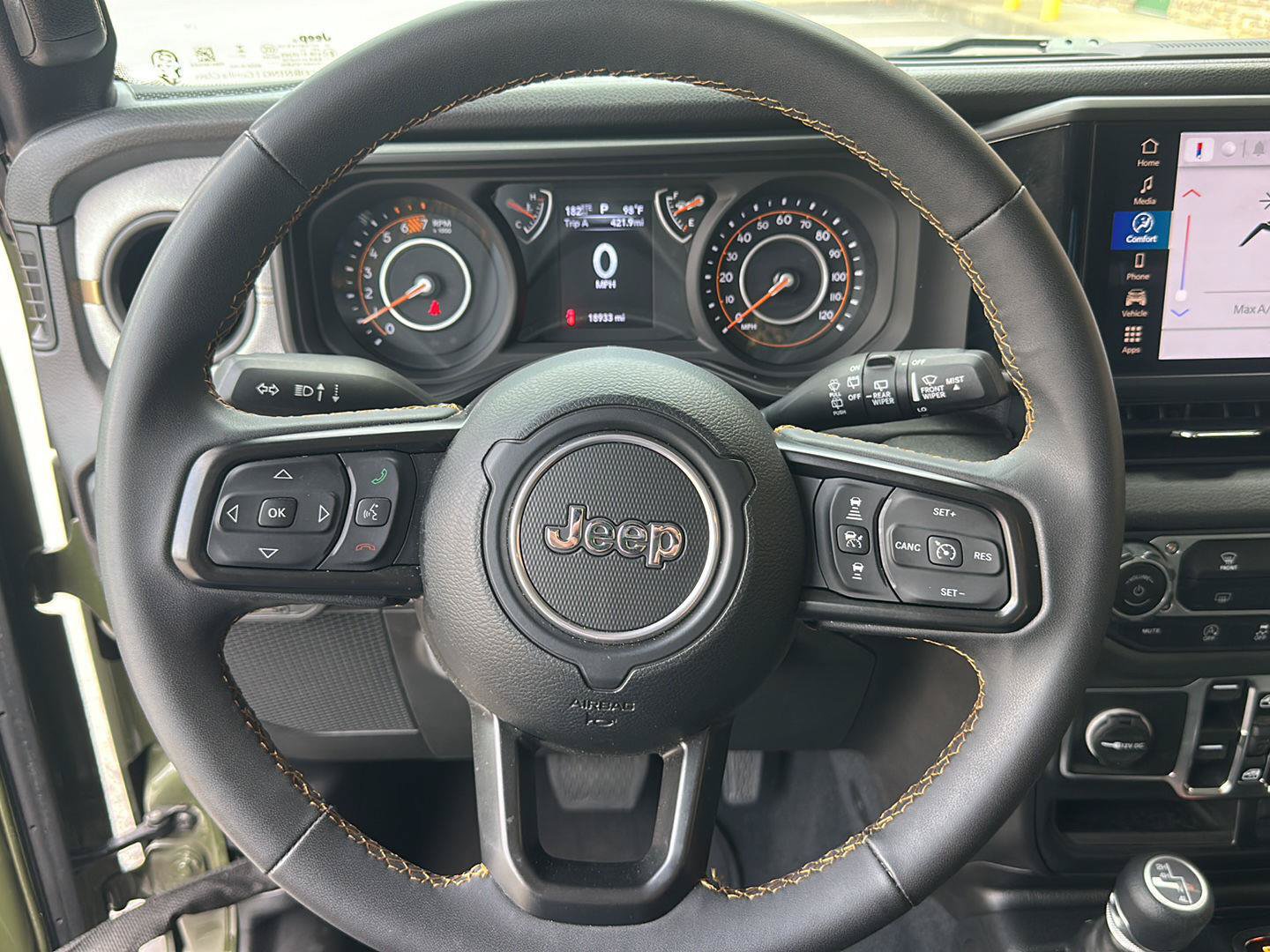 Used 2024 Jeep Wrangler Unlimited Sport AWD/4WD image 16