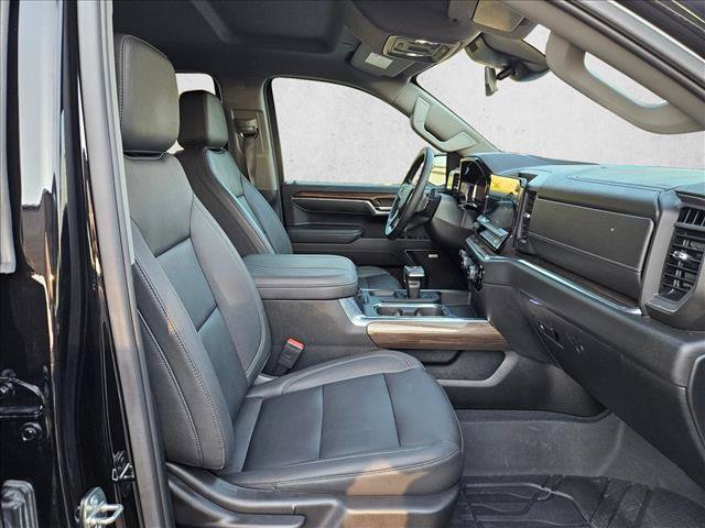 Used 2023 Chevrolet Silverado 1500 RST w/ Convenience Package II AWD/4WD image 16