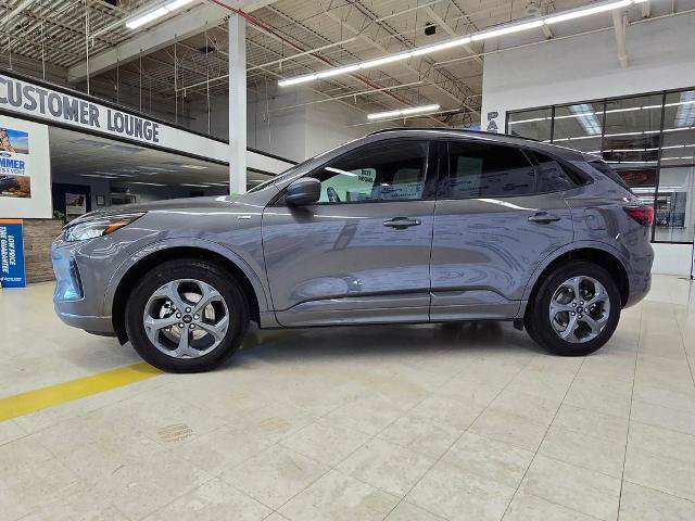 Certified 2024 Ford Escape ST-Line w/ Tech Pack #1 AWD/4WD image 4