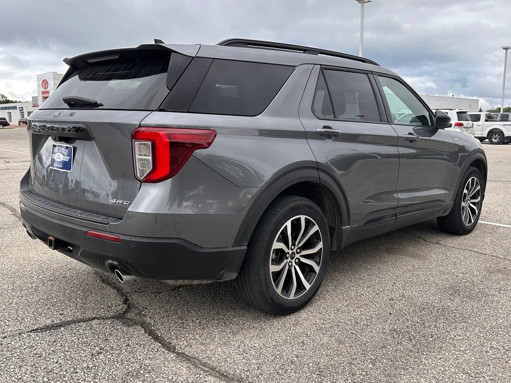 Certified 2022 Ford Explorer ST-Line w/ Class IV Trailer Tow Package AWD/4WD image 4