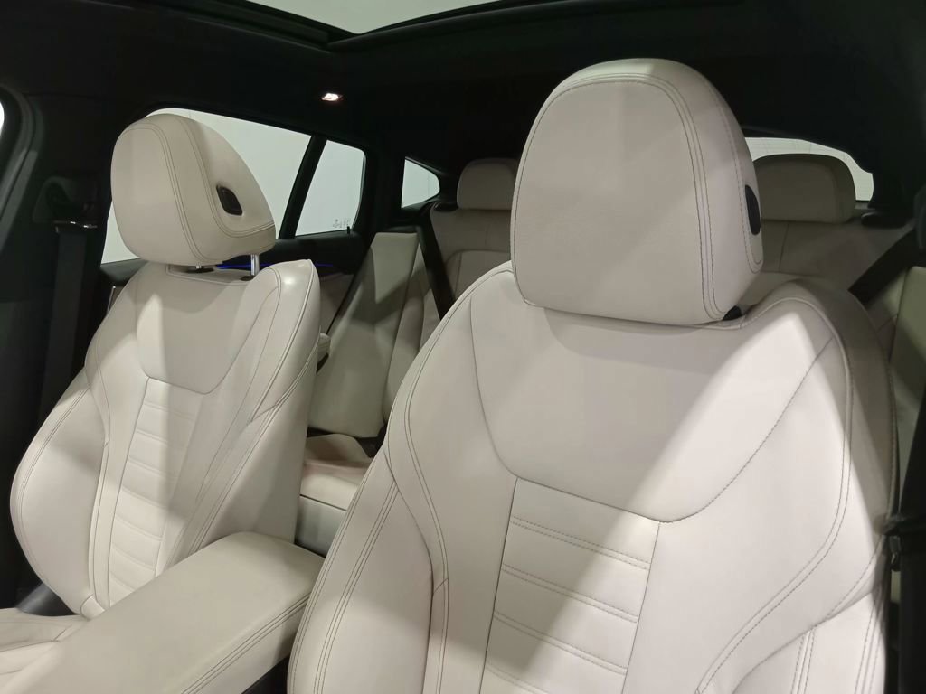 Used 2021 BMW X4 xDrive30i w/ Executive Package image 25