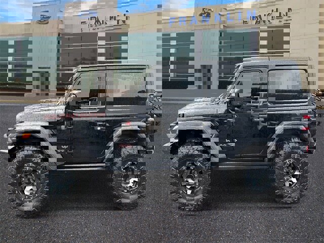 Used 2020 Jeep Wrangler Rubicon image 2