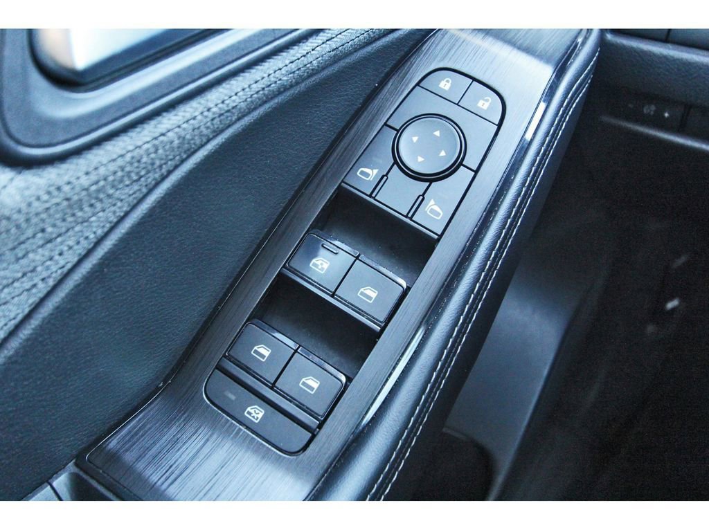 Used 2021 Nissan Rogue SV image 21