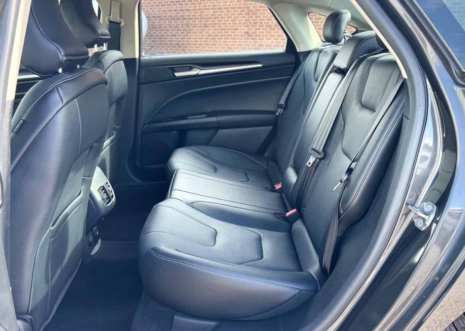 Certified 2017 Ford Fusion Titanium image 23