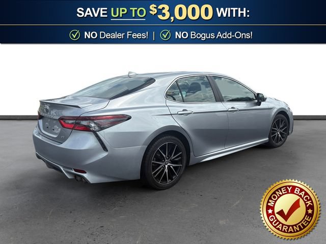 Used 2023 Toyota Camry SE FWD image 7