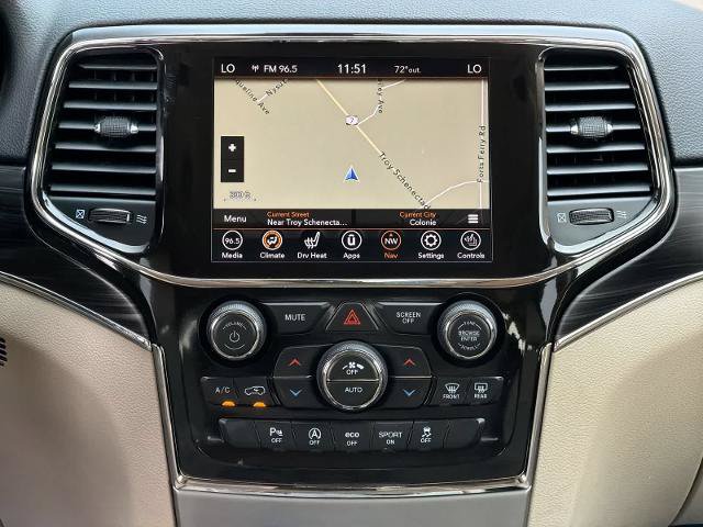 Used 2021 Jeep Grand Cherokee Limited w/ Premium Lighting Group AWD/4WD image 29