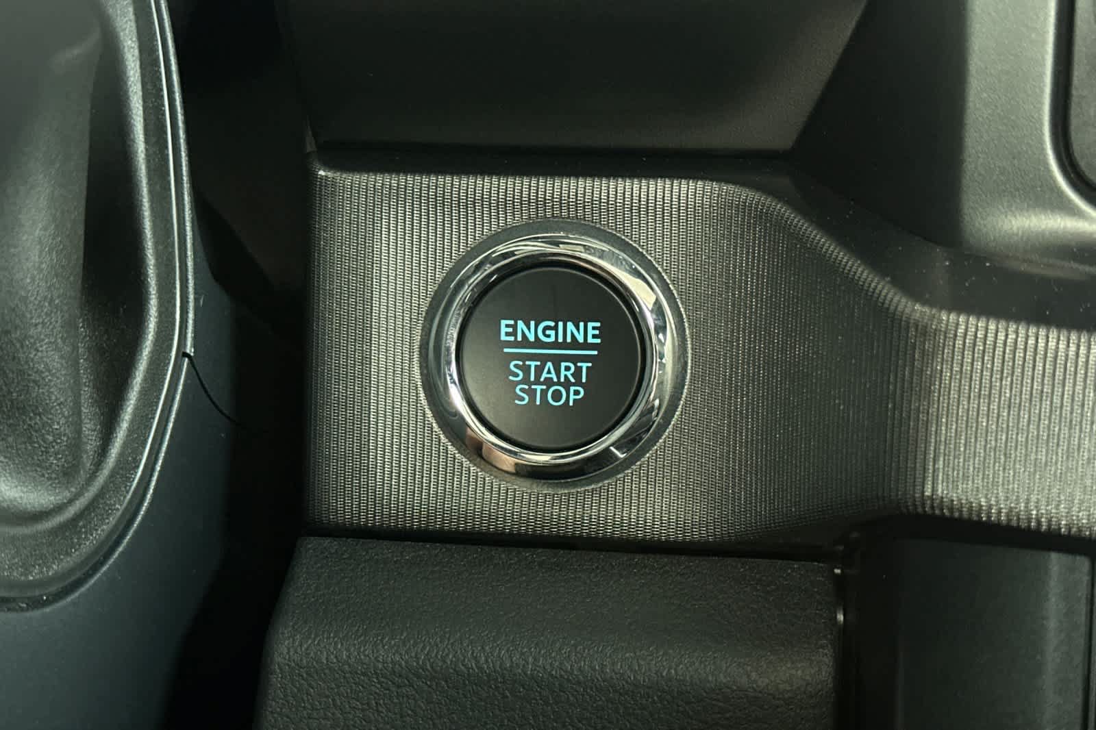 Certified 2025 Ford F350 Platinum AWD/4WD image 22