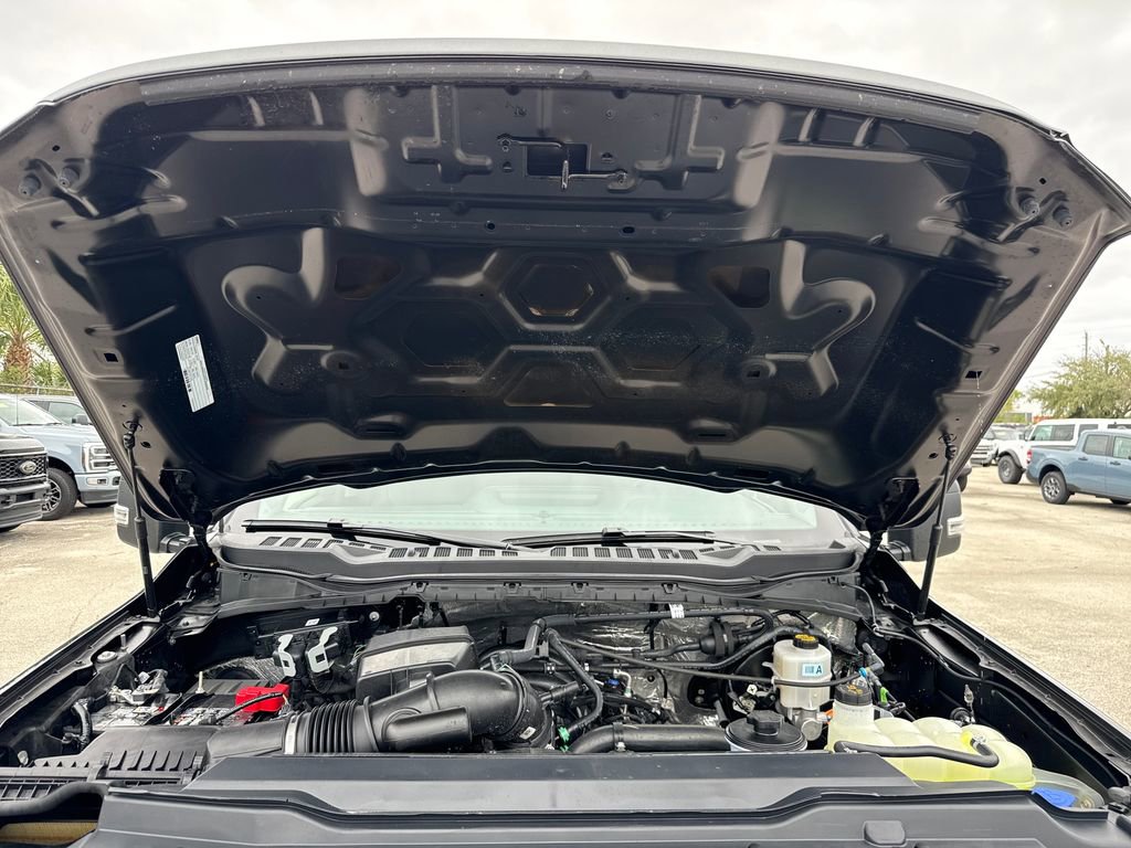 Certified 2025 Ford F250 XLT w/ Tremor Off-Road Package image 29