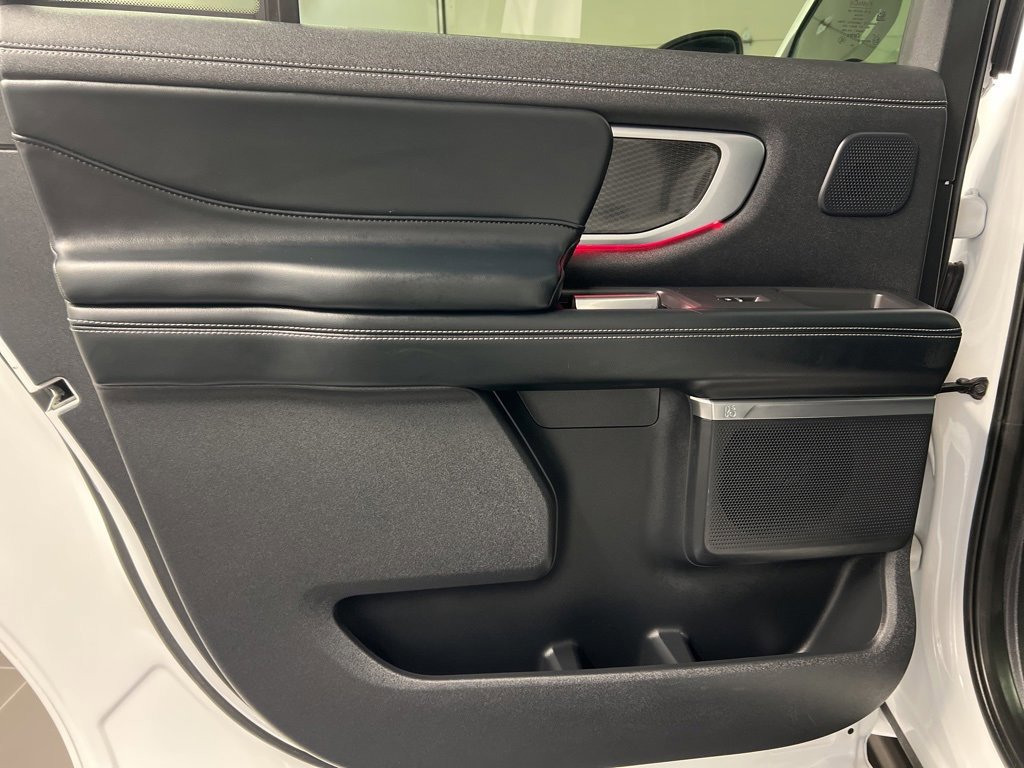 Certified 2025 Ford Expedition Max Platinum w/ Stealth Performance Package image 40