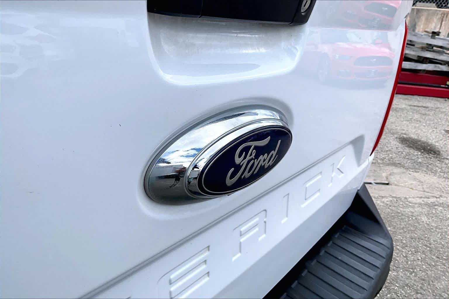 Certified 2022 Ford Maverick XL FWD image 31