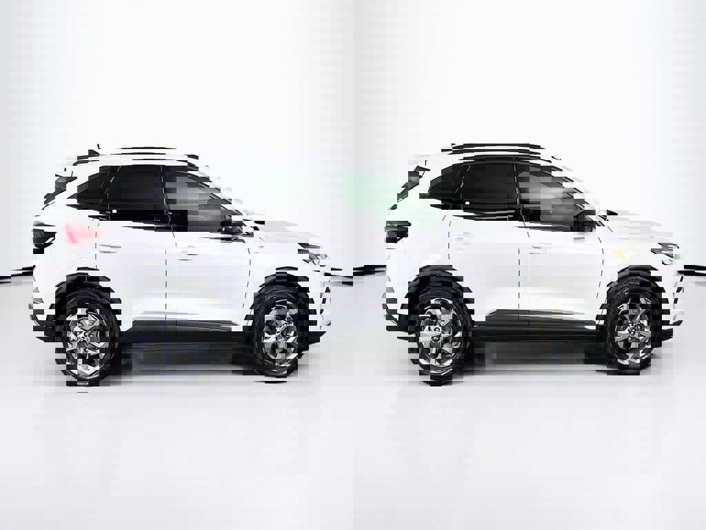 Certified 2025 Ford Escape ST-Line image 6