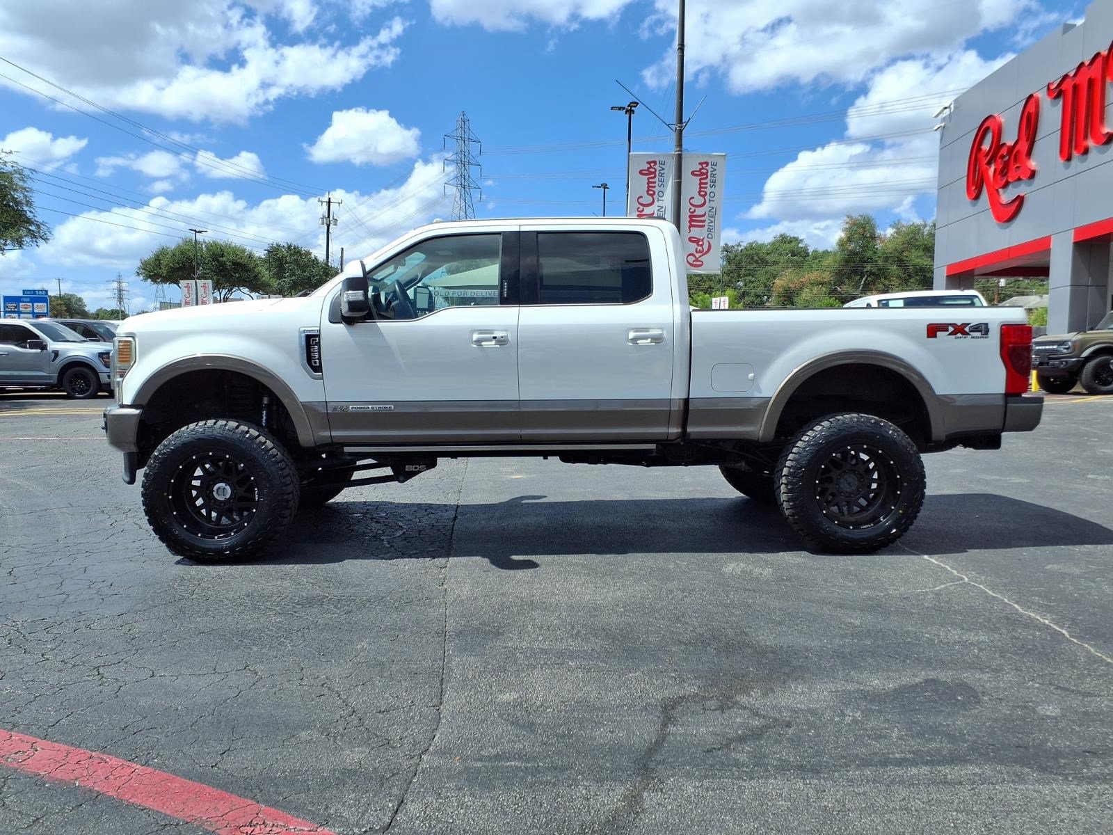 Certified 2022 Ford F250 King Ranch w/ King Ranch Ultimate Package AWD/4WD image 9