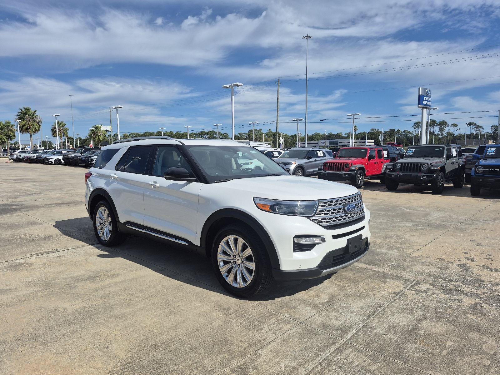 Certified 2023 Ford Explorer Limited w/ Limited Technology Package RWD image 20