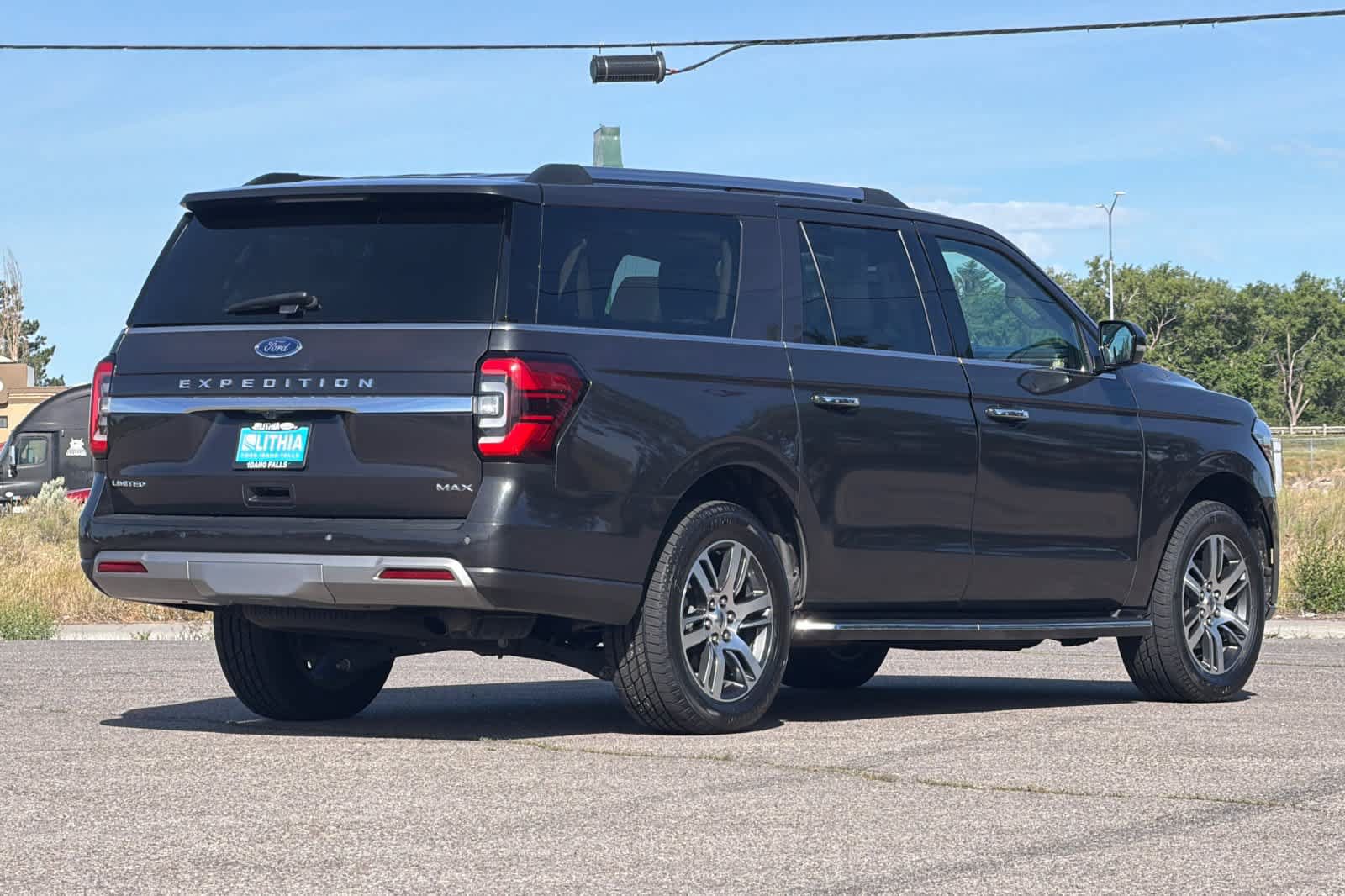 Certified 2022 Ford Expedition Max Limited AWD/4WD image 2