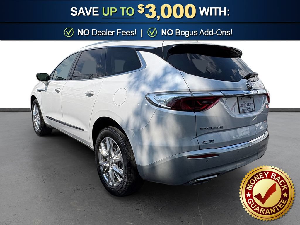 Used 2023 Buick Enclave Essence w/ Experience Buick Package FWD image 4