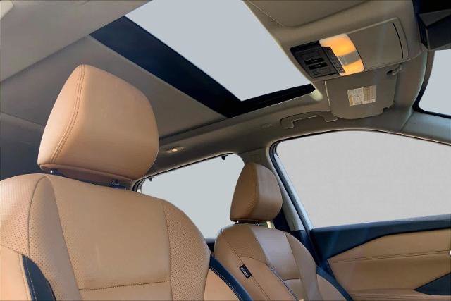 Used 2023 Nissan Rogue Platinum w/ Platinum Premium Package FWD image 14