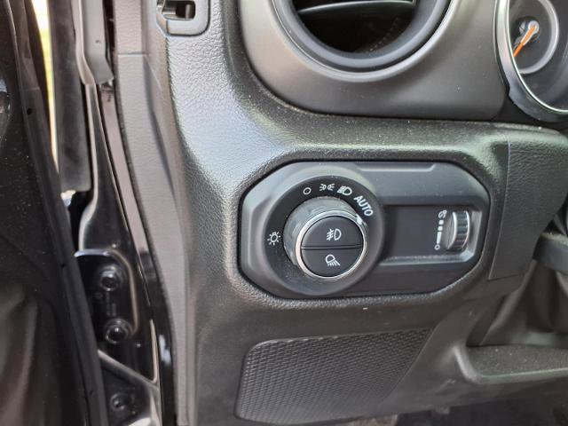 Used 2023 Jeep Gladiator Sport image 19