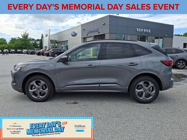 Certified 2024 Ford Escape ST-Line AWD/4WD image 6