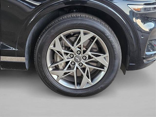 Used 2023 Genesis GV70 2.5T w/ Advanced Package AWD/4WD image 18