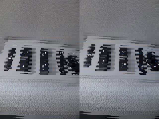 Used 2018 Hyundai Sonata Limited image 16