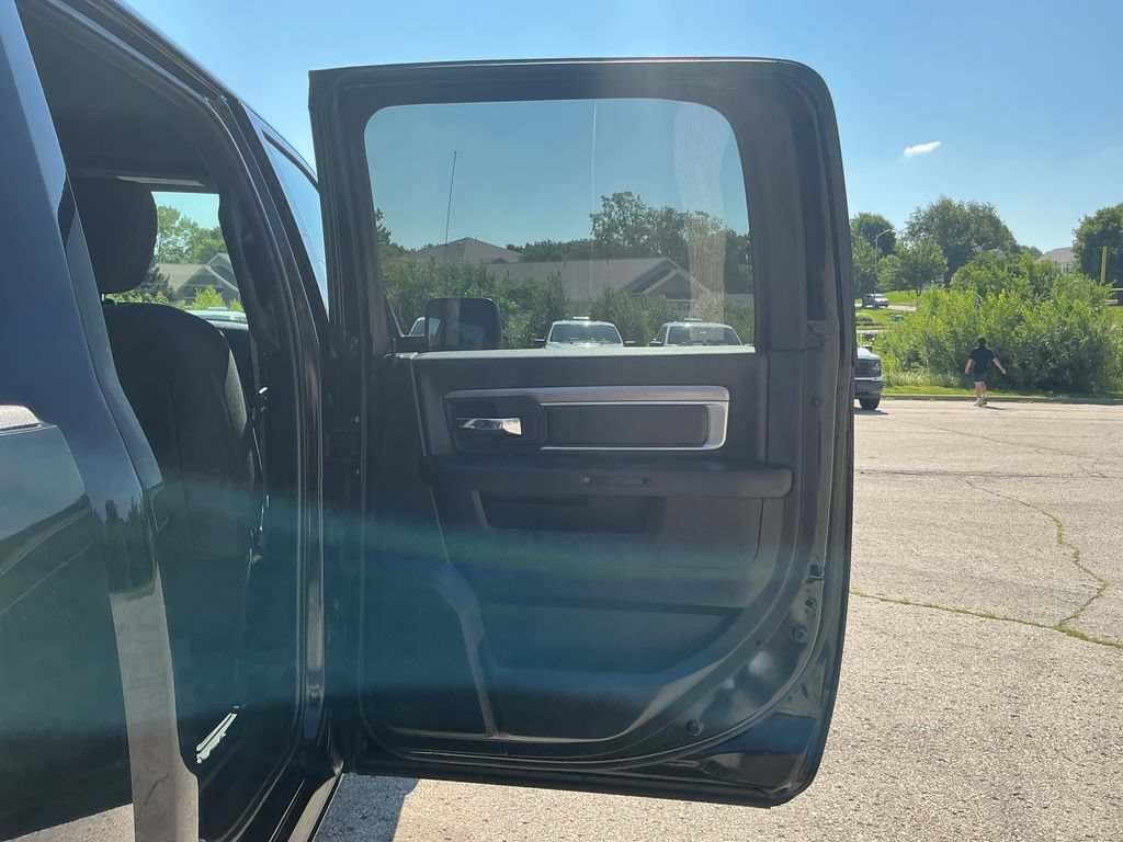 Used 2022 RAM 1500 Warlock w/ Electronics Group AWD/4WD image 12