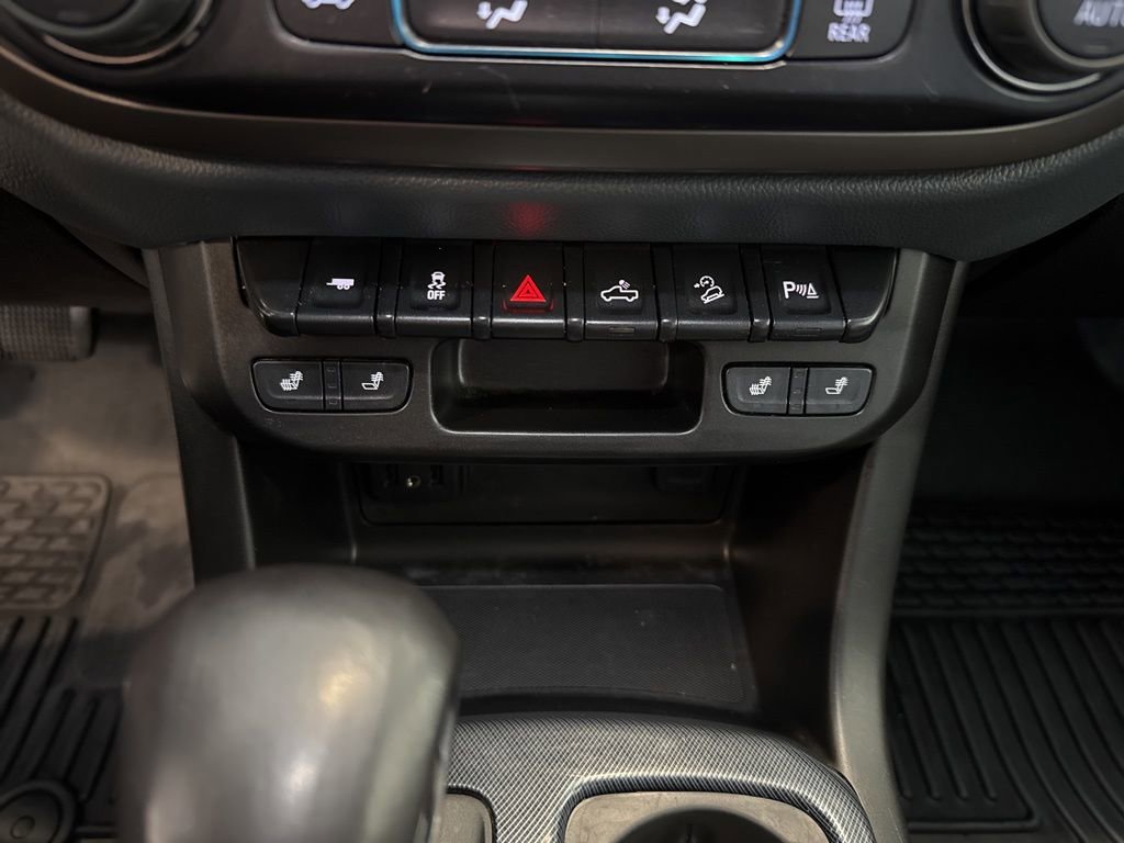 Used 2022 Chevrolet Colorado Z71 w/ Trail Boss Package image 20