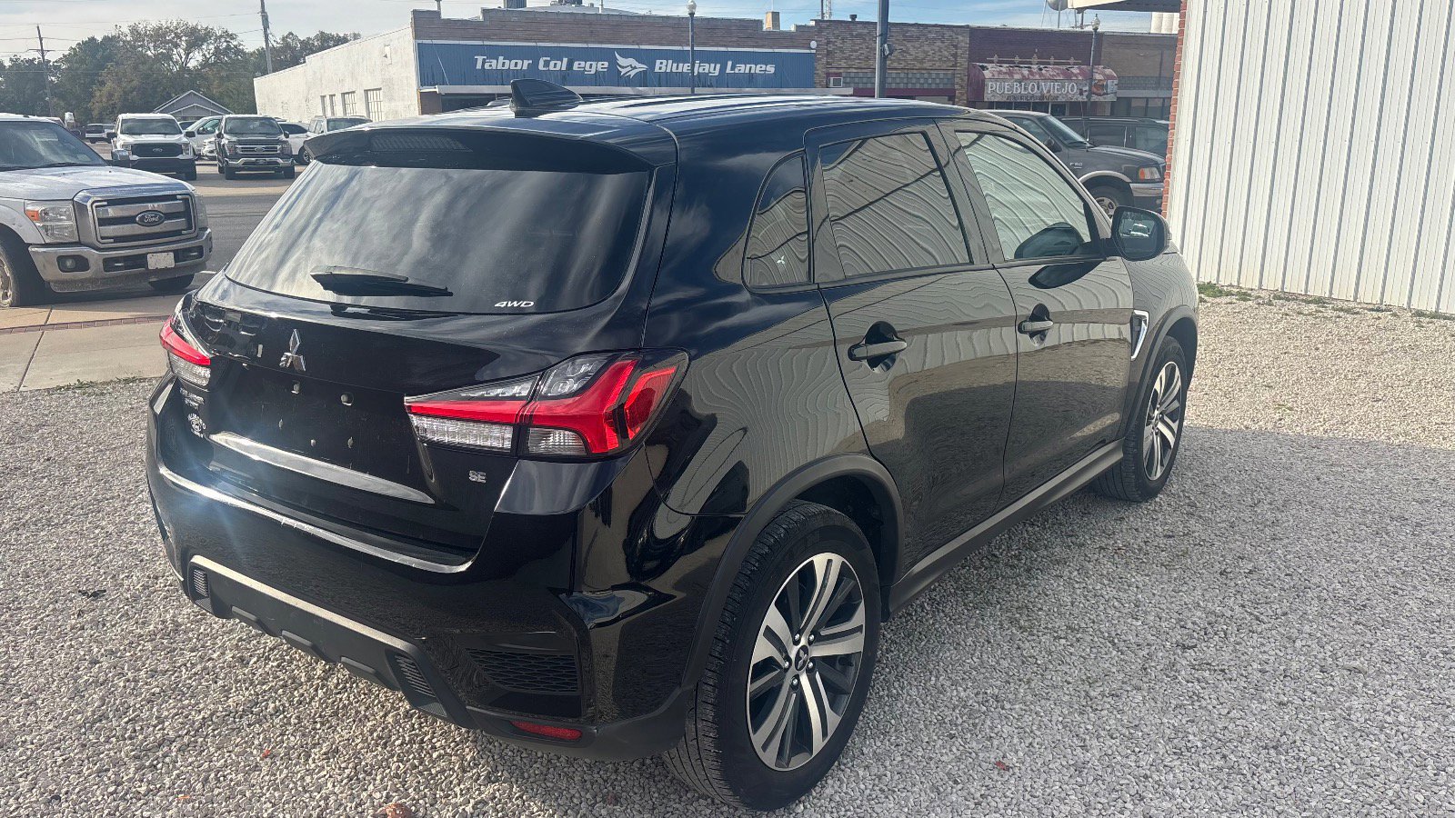 Used 2024 Mitsubishi Outlander Sport SE image 5