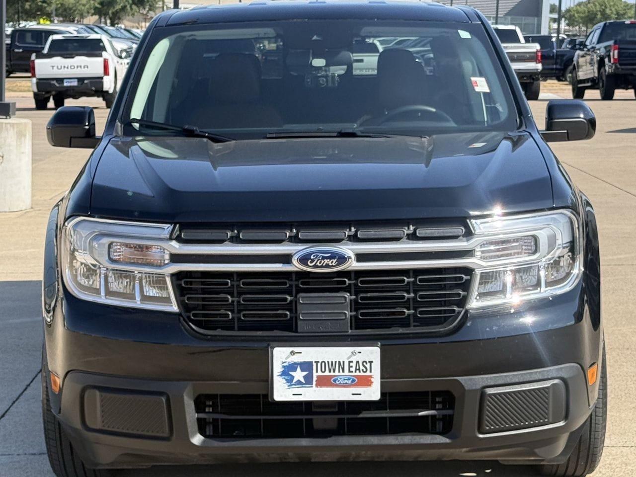 Certified 2024 Ford Maverick Lariat FWD image 8
