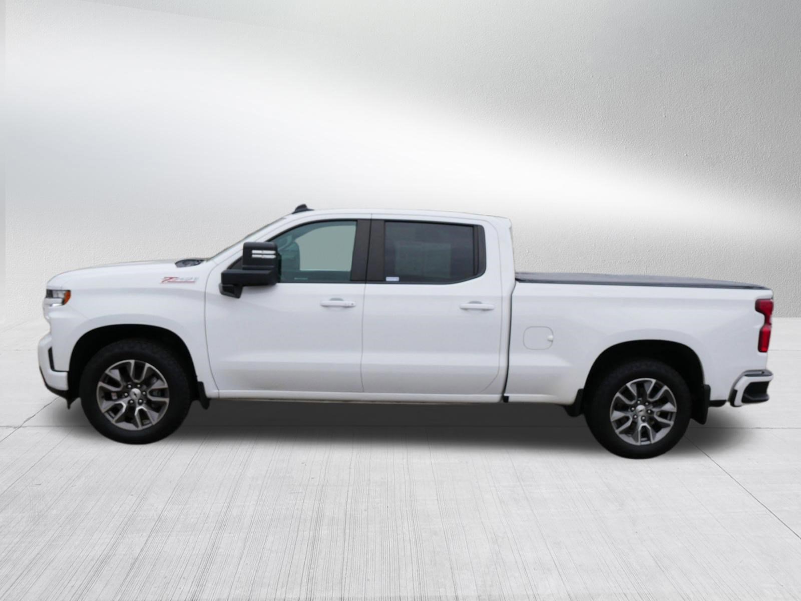Used 2021 Chevrolet Silverado 1500 RST image 2
