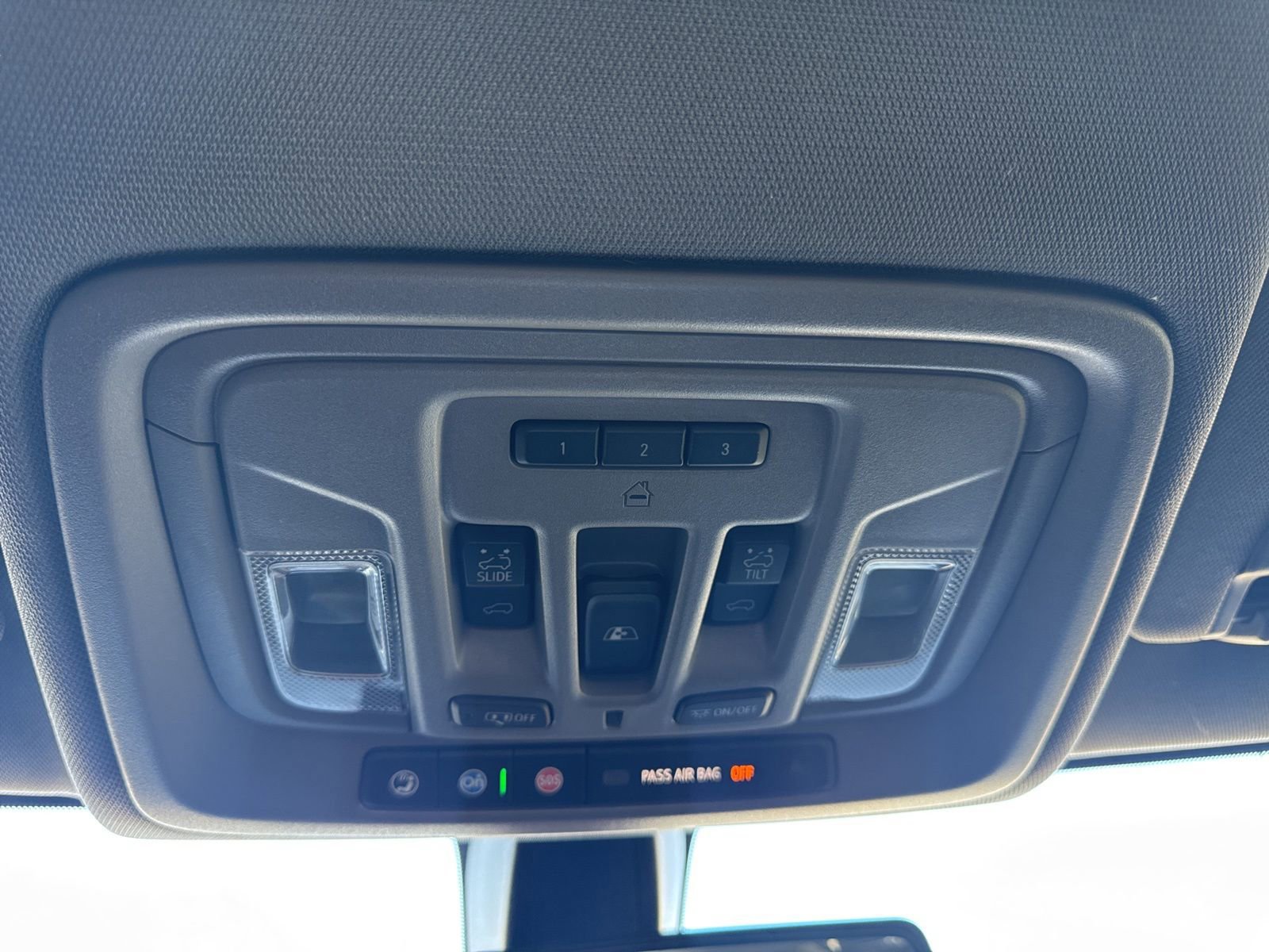 Used 2021 Chevrolet Silverado 1500 LT Trail Boss w/ Convenience Package II image 39