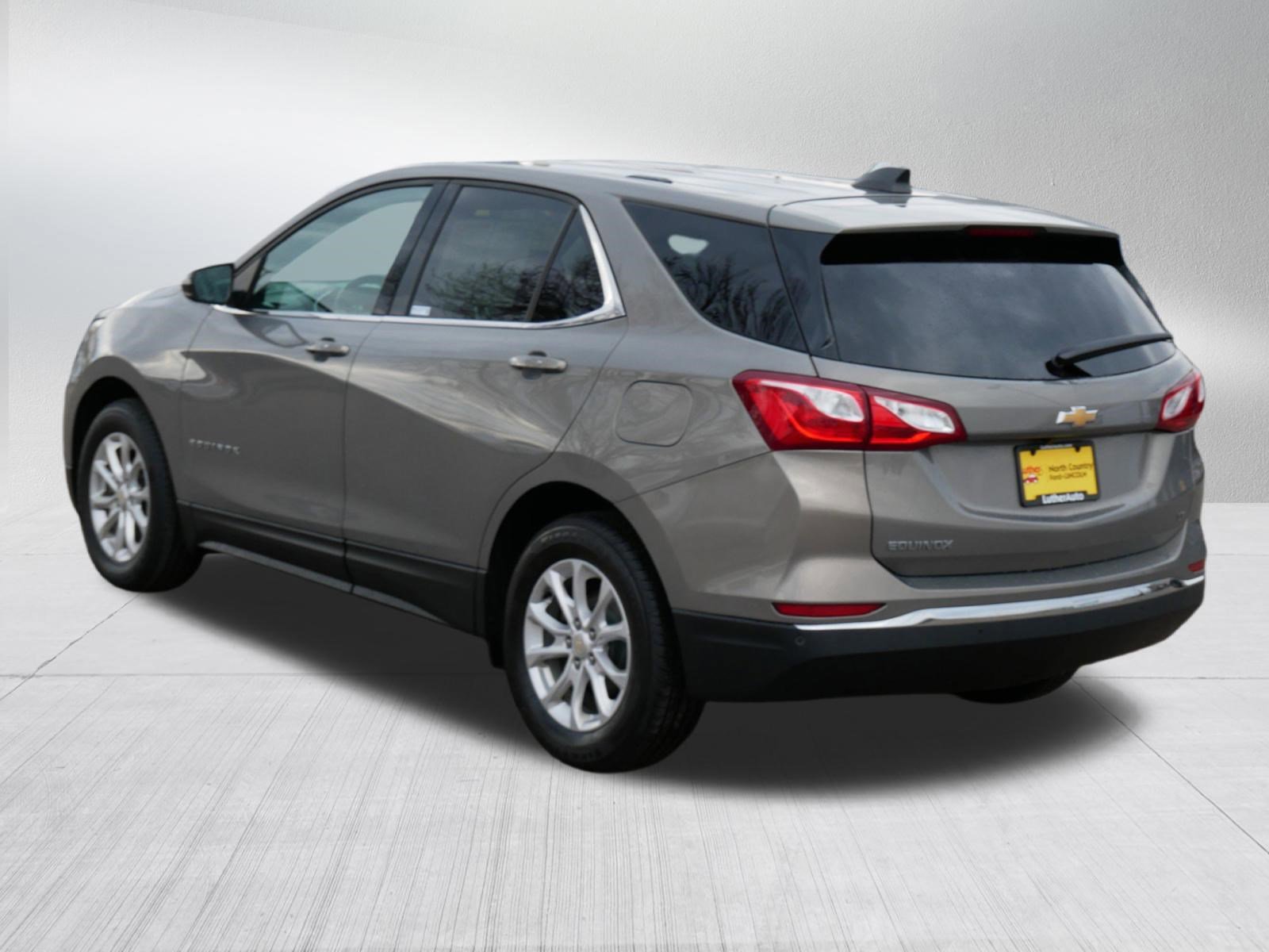 Used 2019 Chevrolet Equinox LT image 3
