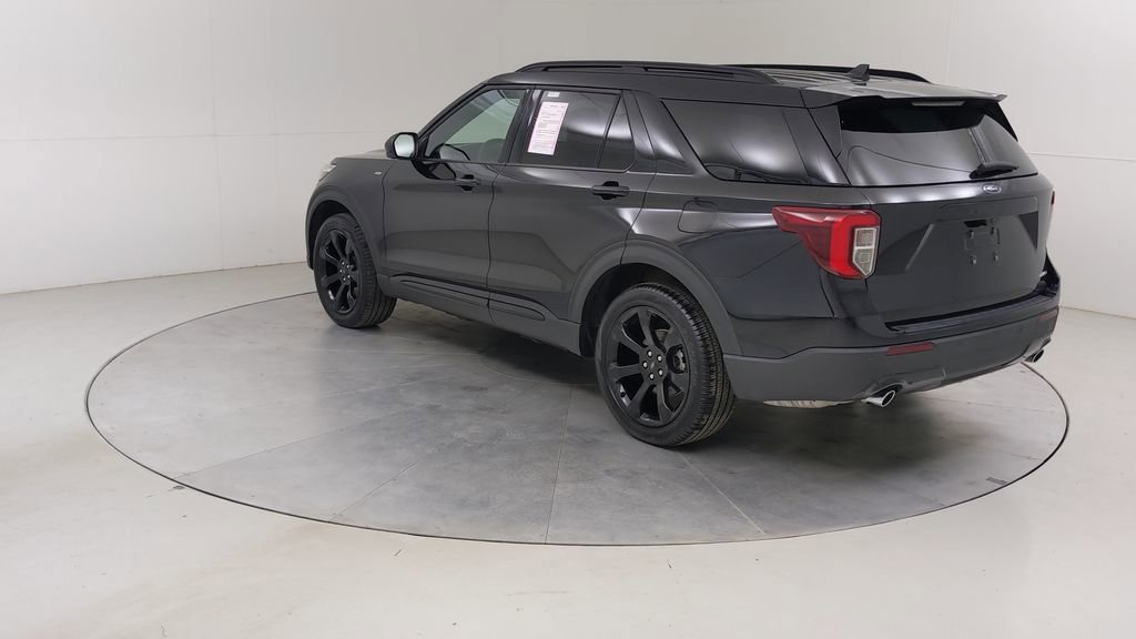 Certified 2023 Ford Explorer ST-Line AWD/4WD image 18