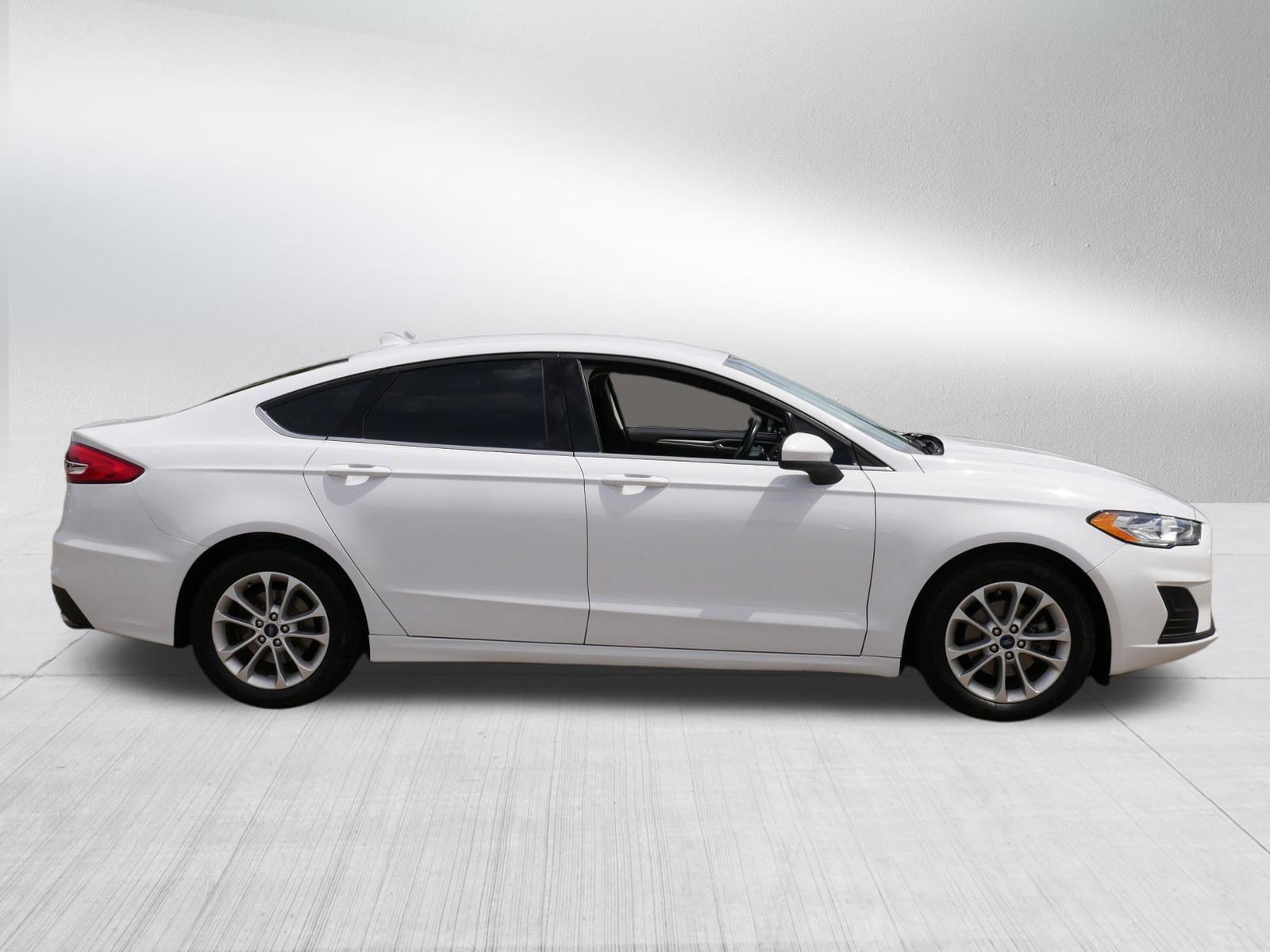 Certified 2020 Ford Fusion SE FWD image 8