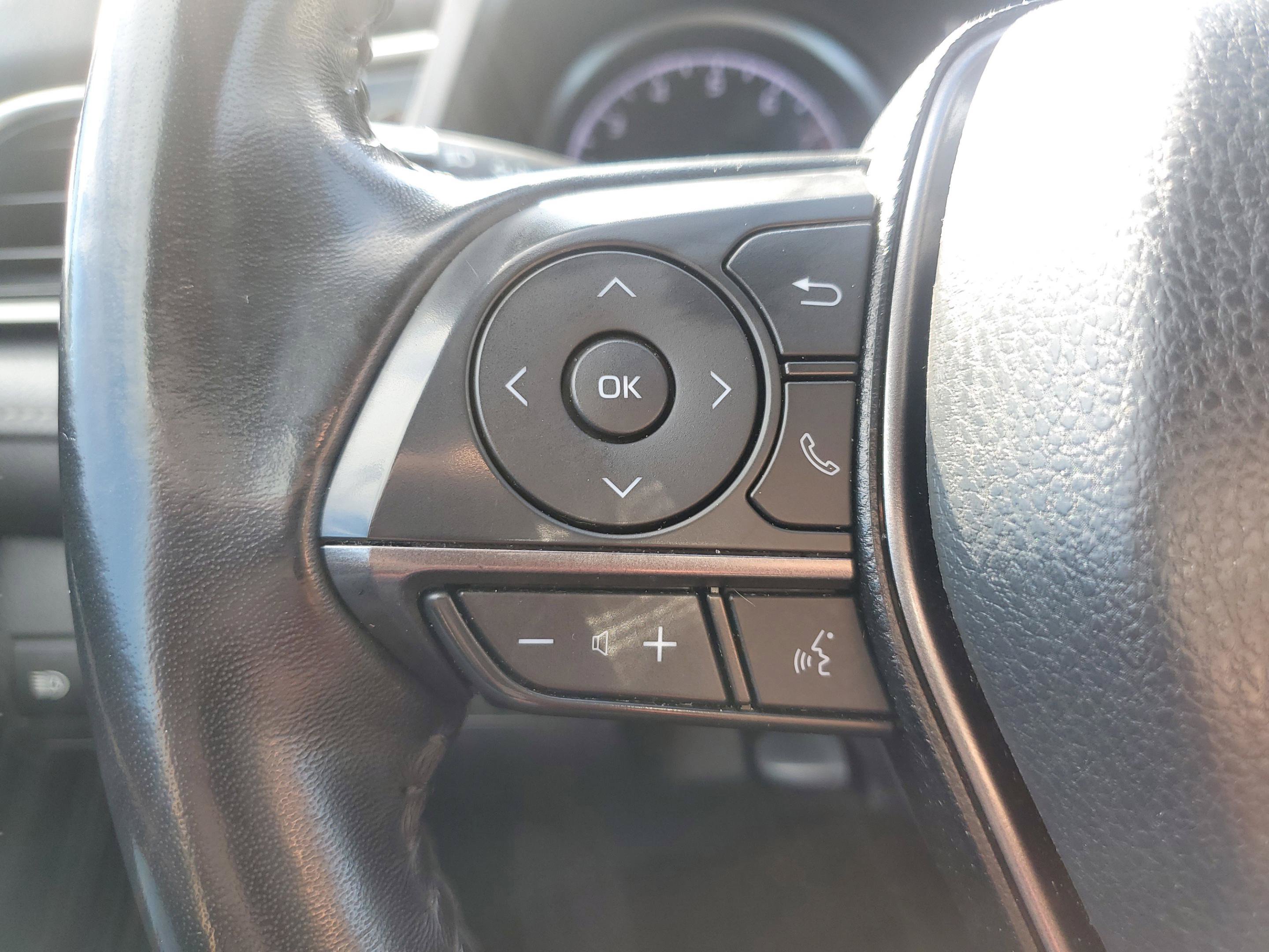 Used 2024 Toyota Camry SE FWD image 19