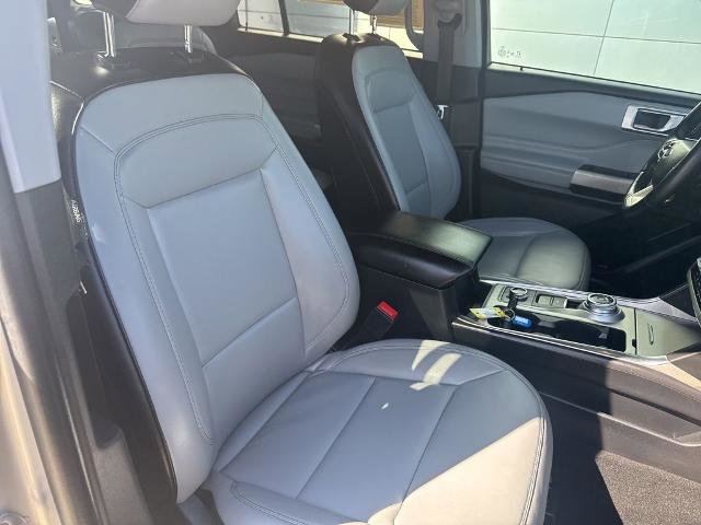 Certified 2021 Ford Explorer XLT w/ Equipment Group 202A image 29